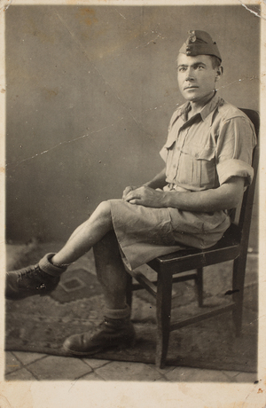 Zdjęcie 003. Saper Stanisław Serwański w Iranie w 1943 r.
